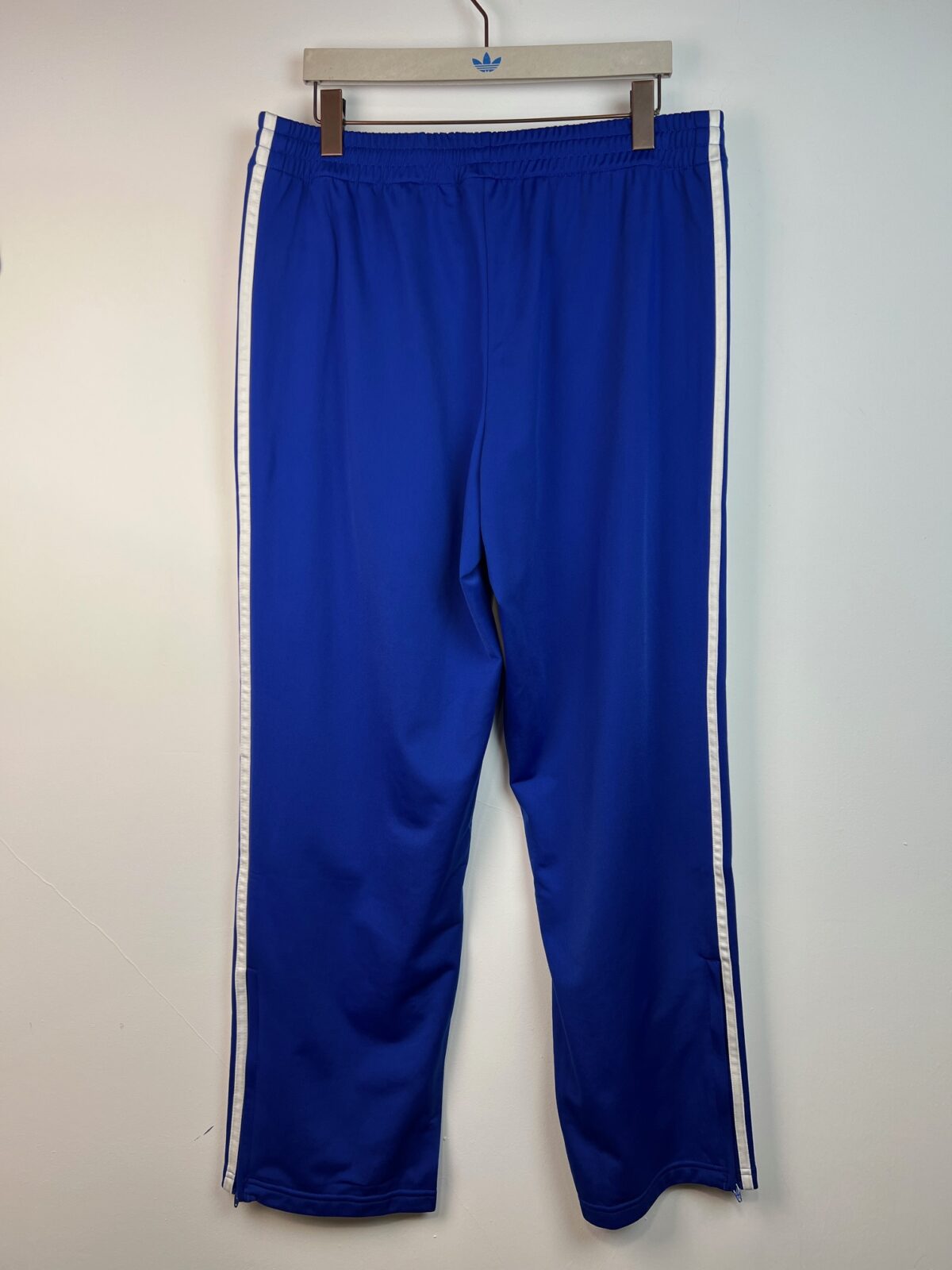 Spodnie dresowe męskie Adidas Originals Firebird TP - obrazek 2