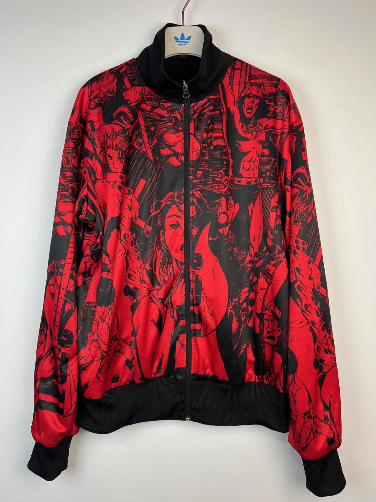 Bluza Adidas Adicolor Dark Horse Comics dwustronna M - obrazek 2