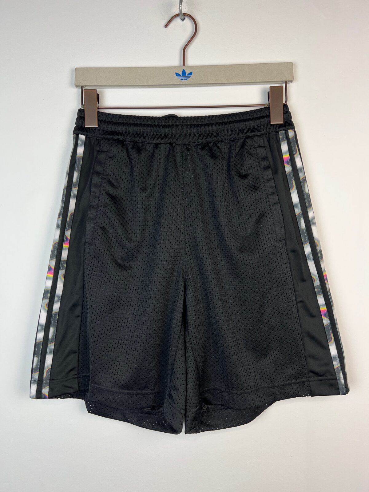 IMG_1670 Spodenki Damskie Adidas x Pablo Vittar S - obrazek 1