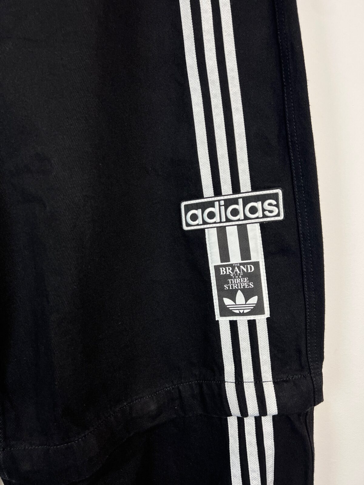 Spodnie Jordsy jeansowe Adidas Adibreak czarne M - obrazek 3