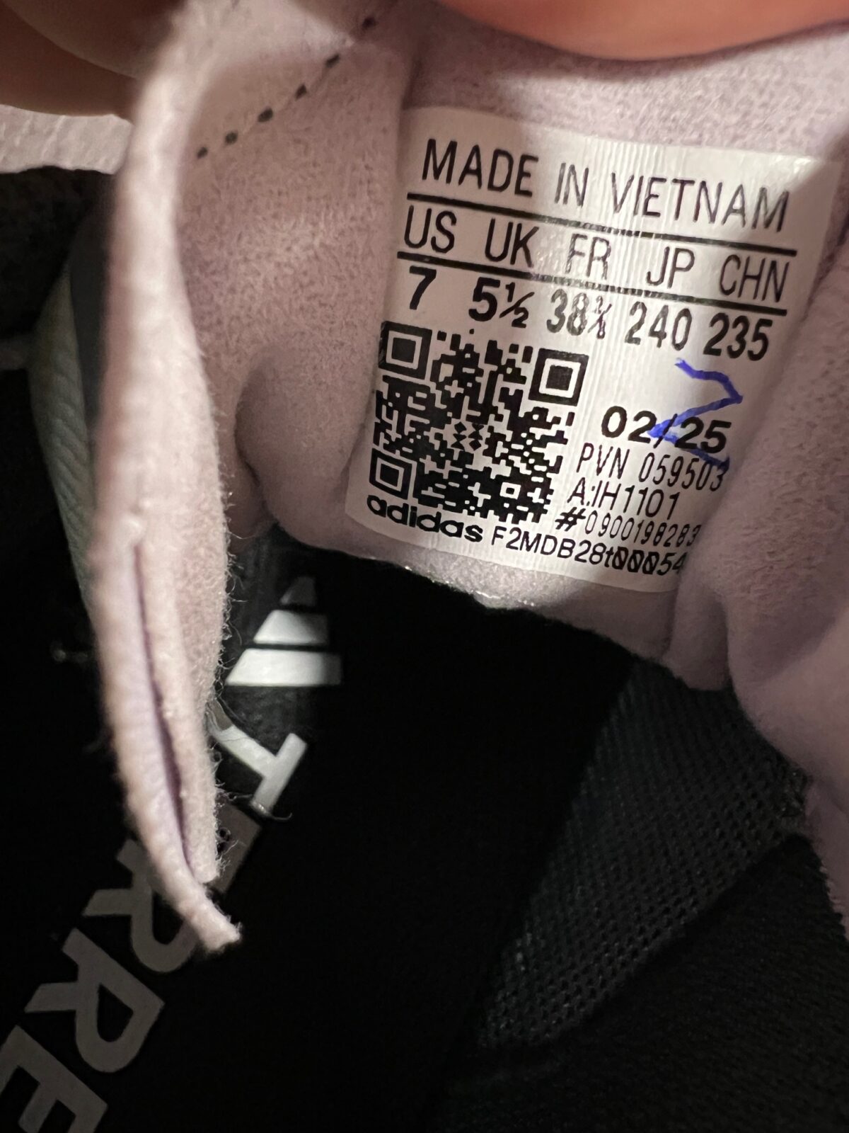 IMG_2083 Buty trekkingowe damskie Adidas Terrex Skychaser Gore-Tex miętowe  38 2\3 - obrazek 2