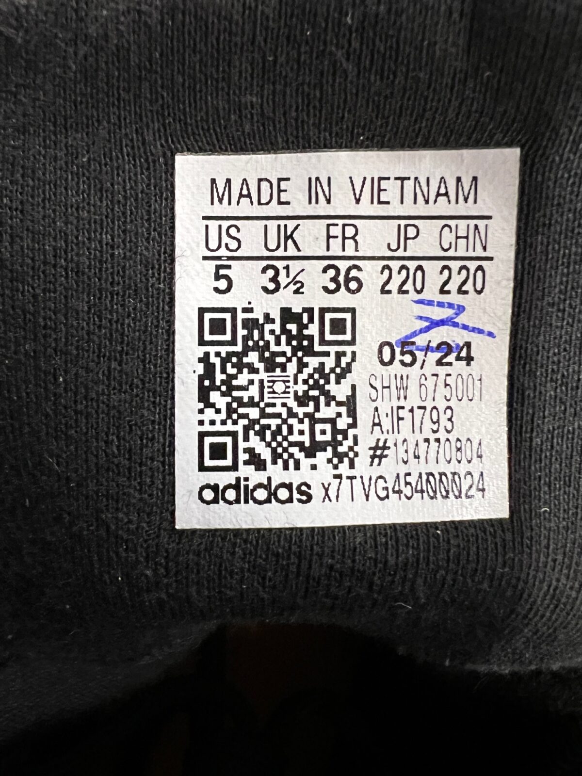 IMG_2107 Buty trekkingowe damskie Adidas Terrex Hiking x Stella McCartney 36 - obrazek 2