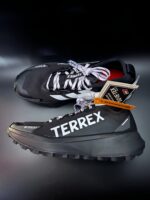 Buty biegowe damskie trailowe Adidas Terrex Agravic Gore-tex 39 1/3