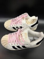 Sneakersy Adidas Superstar 92 x Pharrell Williams 41 1\3 - obrazek 7