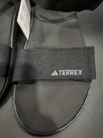 Sandały Adidas Terrex Hydroterra Light czarne 40 1\2 - obrazek 3