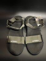 Sandały unisex Adidas Terrex Hydroterra Light khaki 40 1\2 - obrazek 6