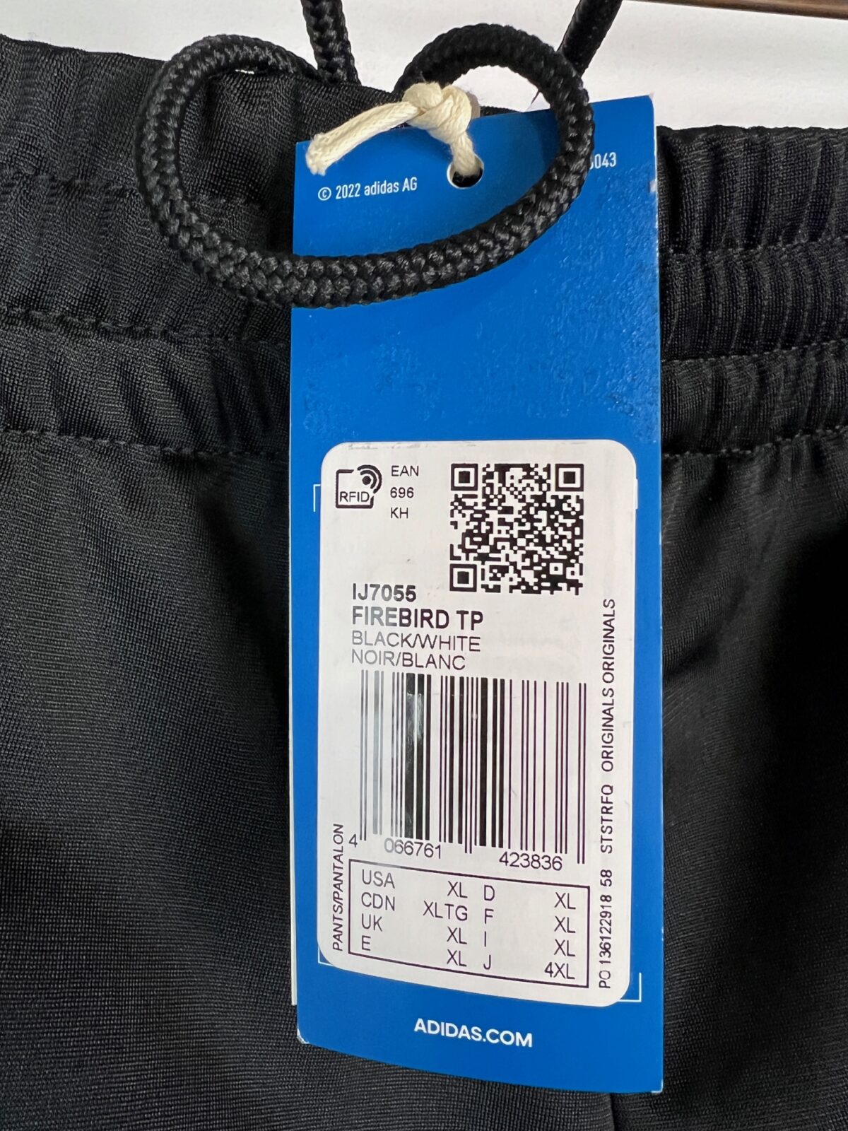 IMG_2391 Spodnie męskie Adidas Firebird czarne XL - obrazek 2