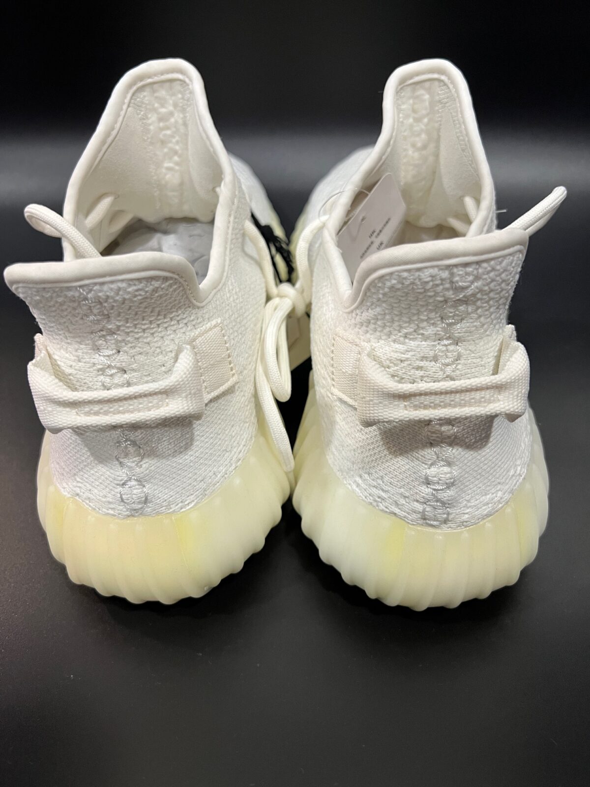 Sneakersy Adidas Yeezy Boost 350 V2 CP9366 białe - obrazek 3
