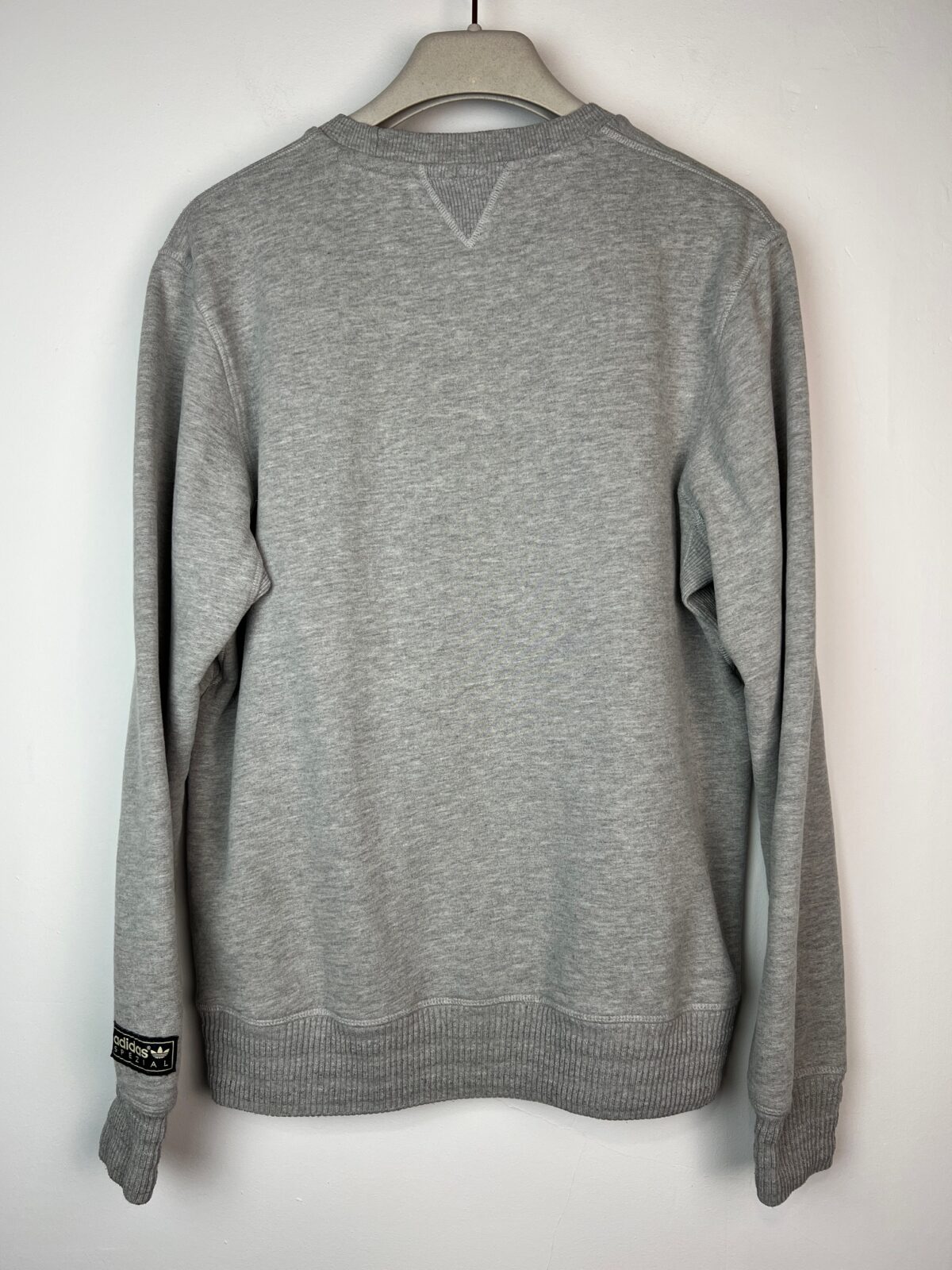 IMG_3074 Bluza Adidas SPEZIAL szara S - obrazek 2