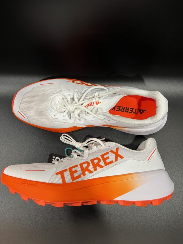 Buty Adidas Terrex Agravic 3 Trail Running białe 48