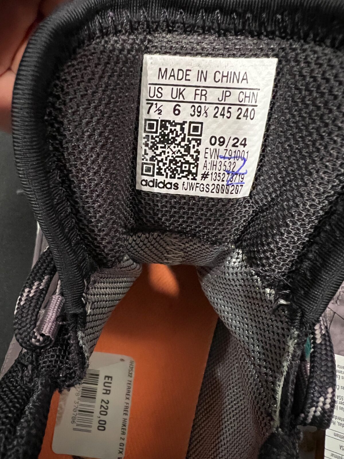 IMG_3301 Buty trekkingowe Adidas Terrex Free Hiker 2.0 Gore-Tex lawendowe 39 1\3 - obrazek 3