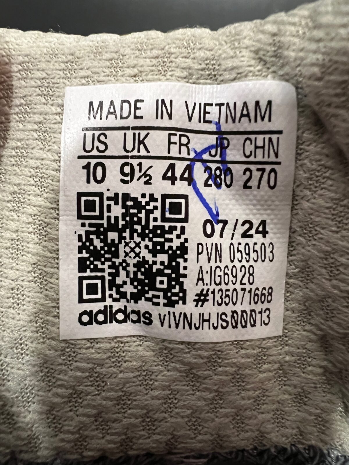 IMG_3378 Sneakersy outdoorowe Adidas Adistar Cushion Gore-Tex 44 - obrazek 2