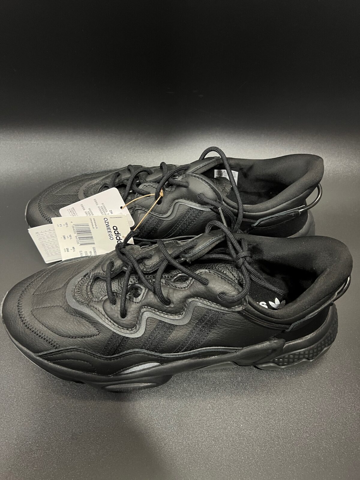 IMG_3379 Sneakersy męskie Adidas Ozweego czarne 45 1\3 - obrazek 6