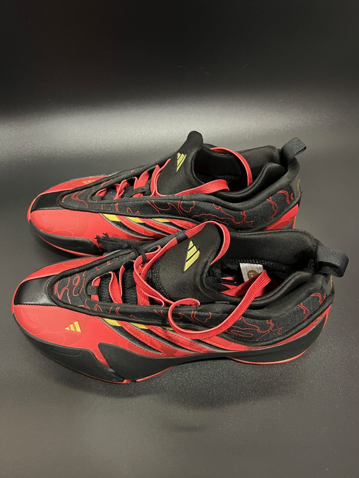 IMG_3398 Buty do kosza Adidas BAPE x Dame9 Black Scarlet 40 2\3 IH0786 - obrazek 6