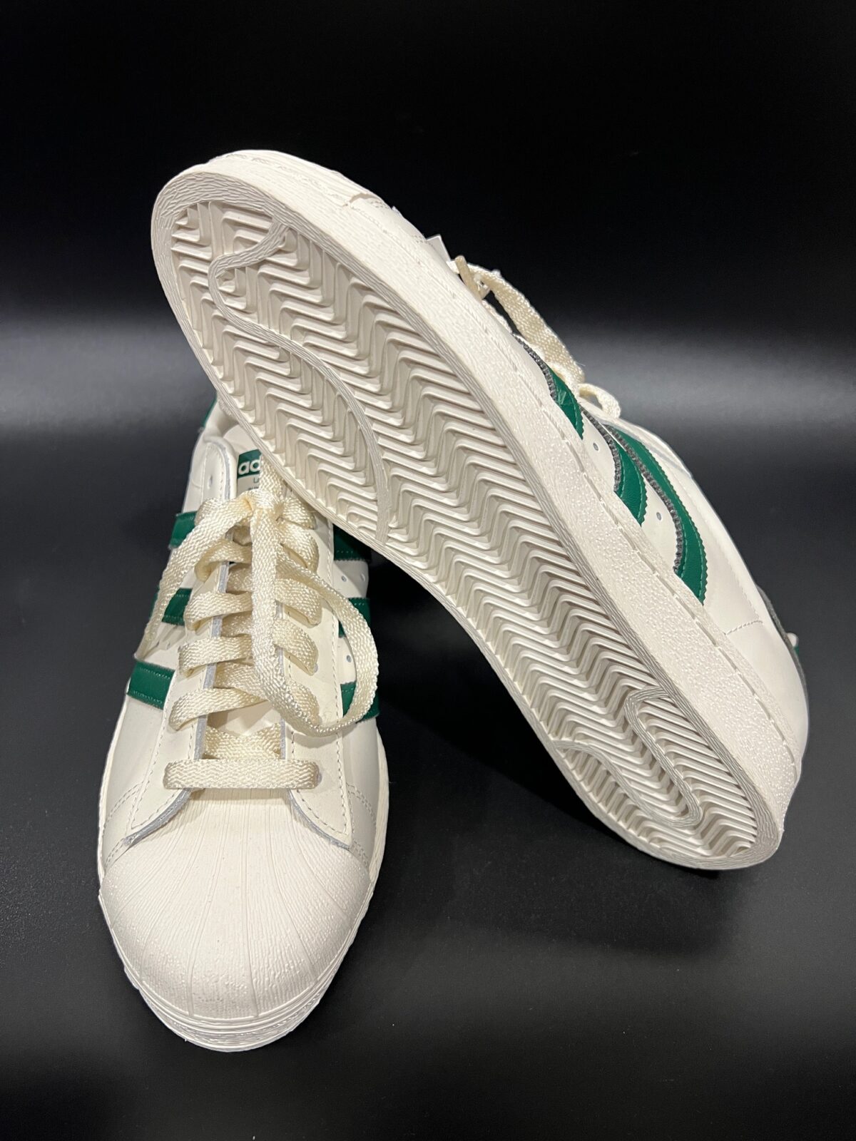 IMG_3616 Sneakersy Adidas Superstar 82 kremowe skórzane 42 2\3 - obrazek 3