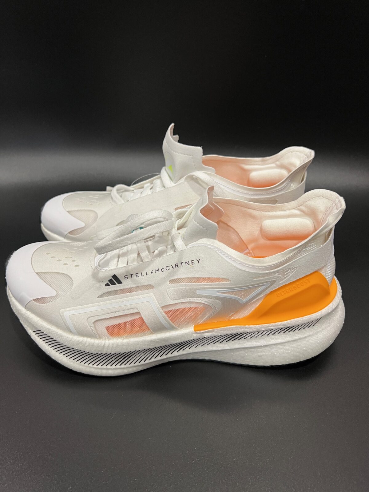 IMG_3634 Buty do biegania Adidas x Stella McCartney białe 41 1/3 - obrazek 5