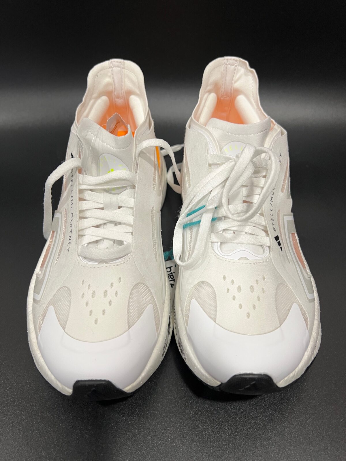 IMG_3636 Buty do biegania Adidas x Stella McCartney białe 41 1/3 - obrazek 4