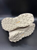 Buty śniegowce Adidas Terrex Winter Boot High beżowe ID3441 - obrazek 2