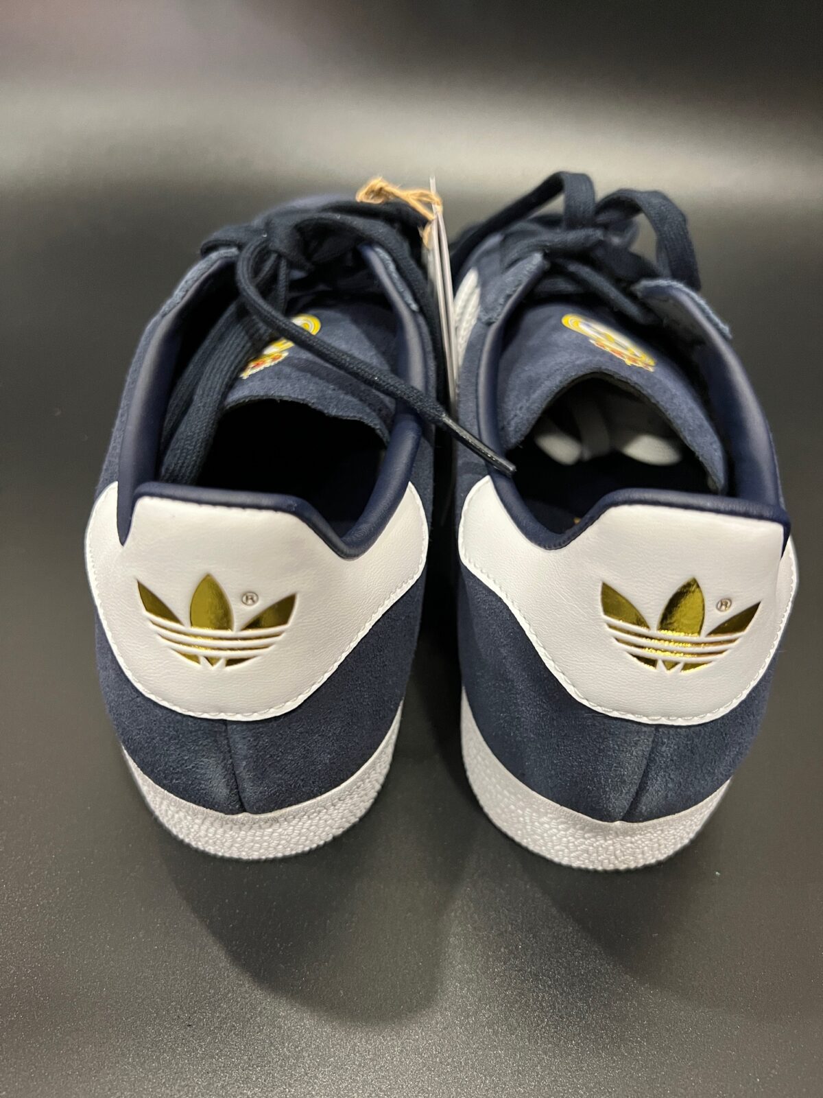 IMG_3649 Sneakersy męskie Adidas Gazelle Real Madryt granatowe IE0502 42 2/3 - obrazek 3