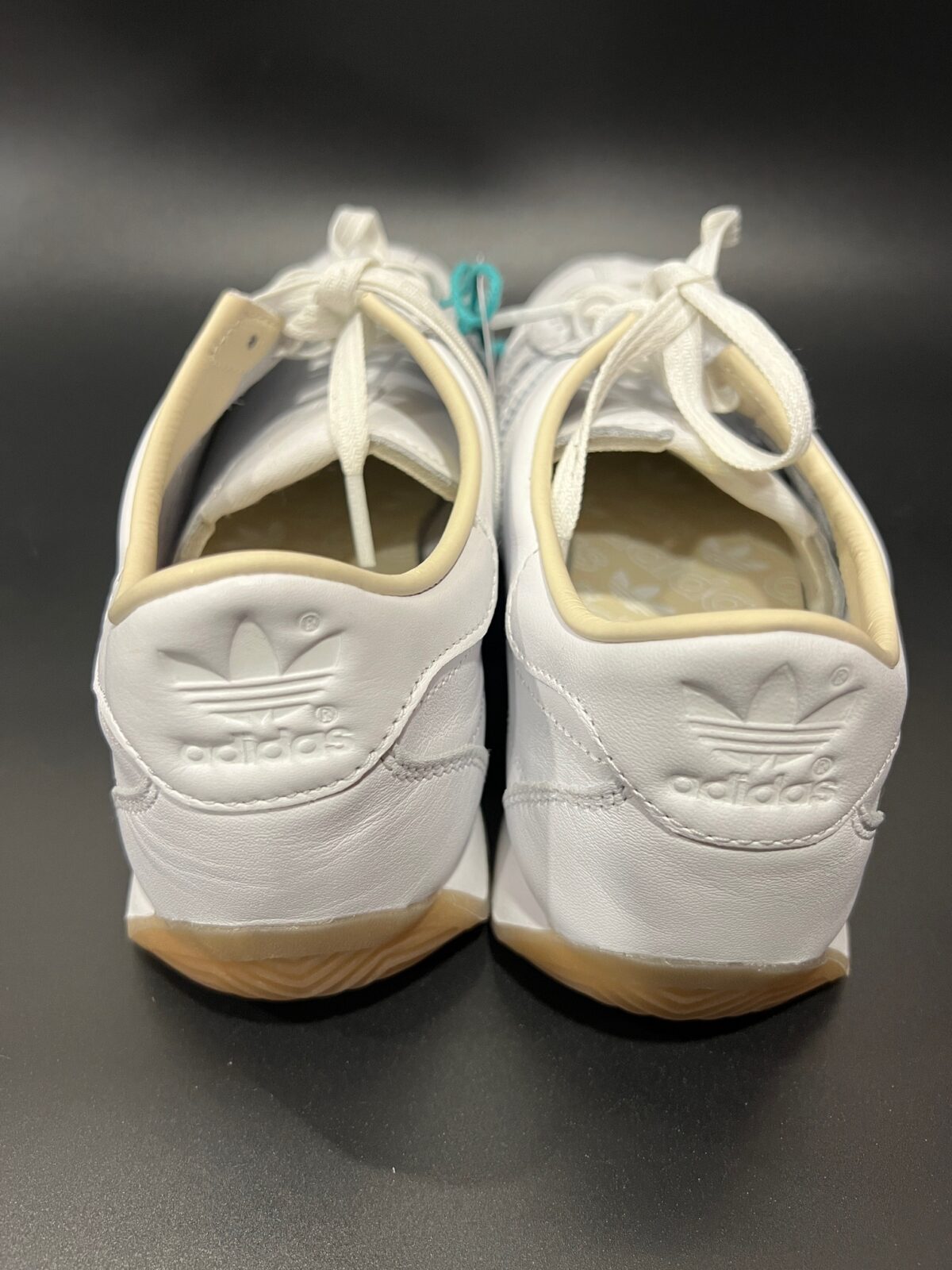 IMG_3668 Sneakersy męskie Adidas Country Japan białe 43 1\3 - obrazek 4