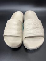 Klapki damskie Adidas Adilette Ayoon Slides szare 40 1\2 - obrazek 4