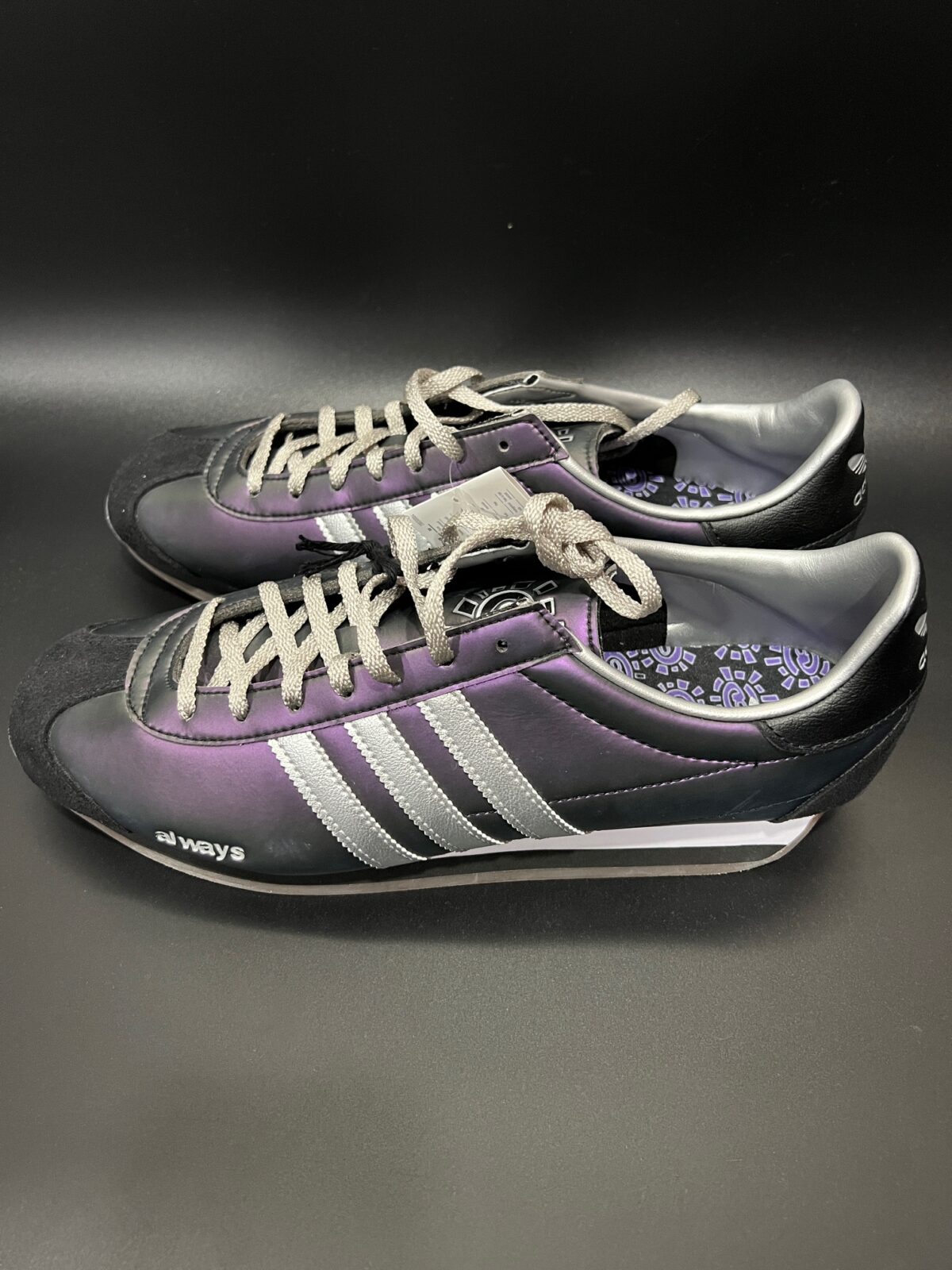 IMG_3745 Sneakersy Adidas Country OG x Always 44 2\3 - obrazek 6