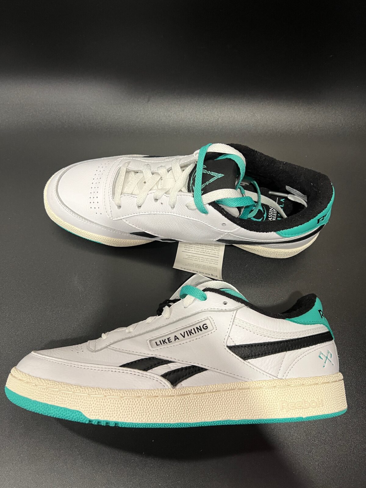 IMG_3836 Sneakersy męskie Reebok  x Assassins Creed Like a Viking 43 - obrazek 1