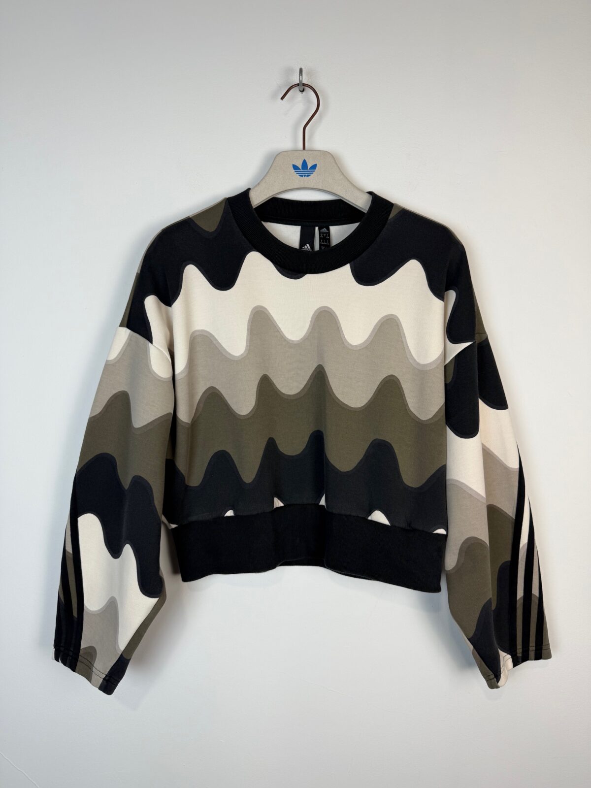 IMG_4041 Bluza top Adidas x Marimekko szara S - obrazek 1