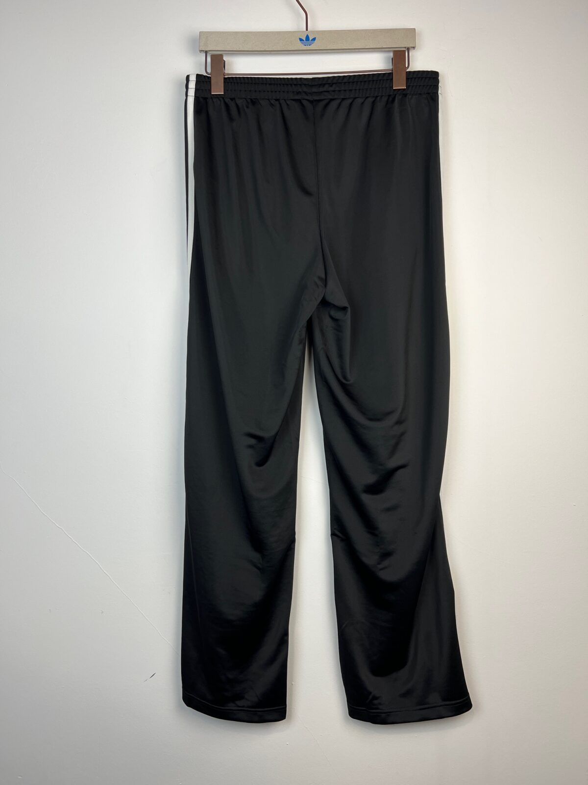 Spodnie damskie Adidas Originals czarne z kantem L - obrazek 2