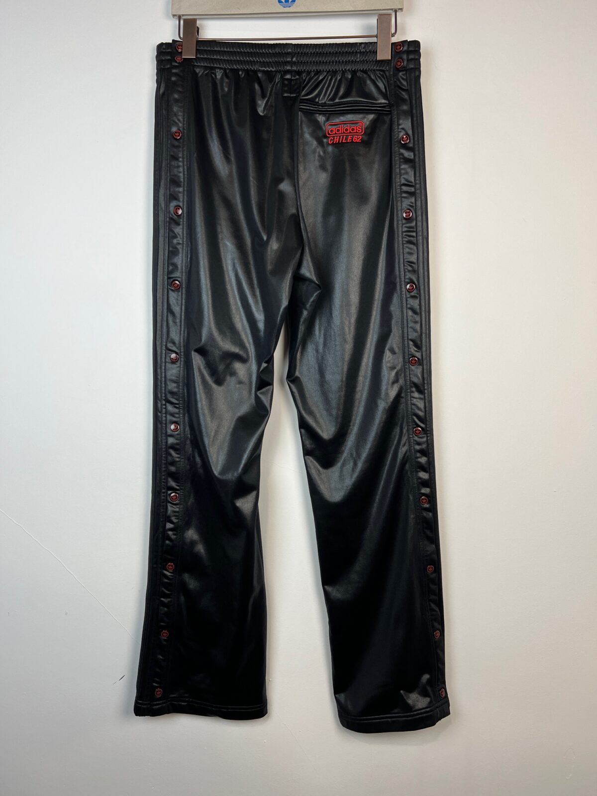 Spodnie męskie Adidas Chile62 czarne nogawka rozpinana M - obrazek 2