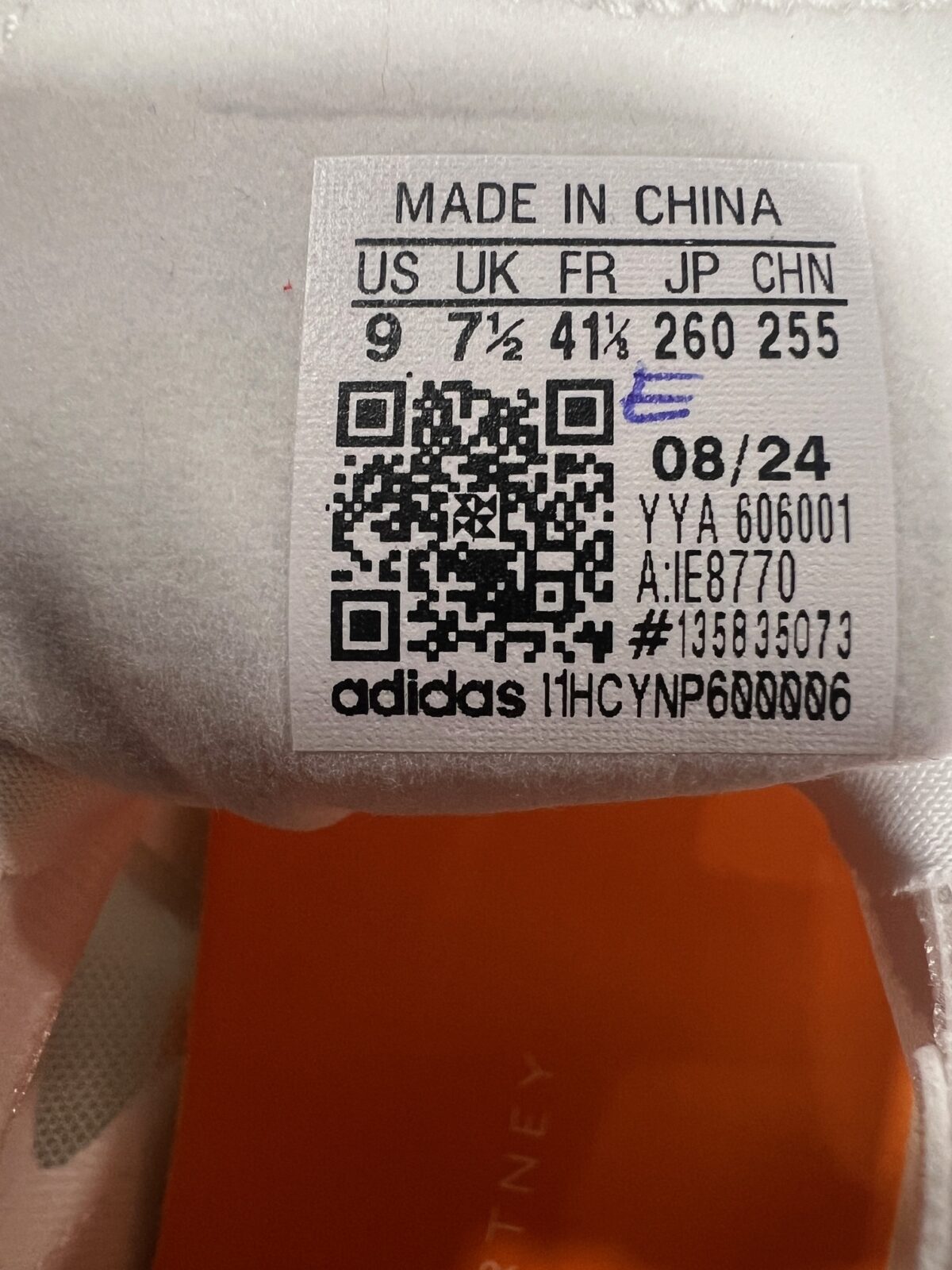 IMG_4552 Buty do biegania Adidas x Stella McCartney białe 41 1/3 - obrazek 6