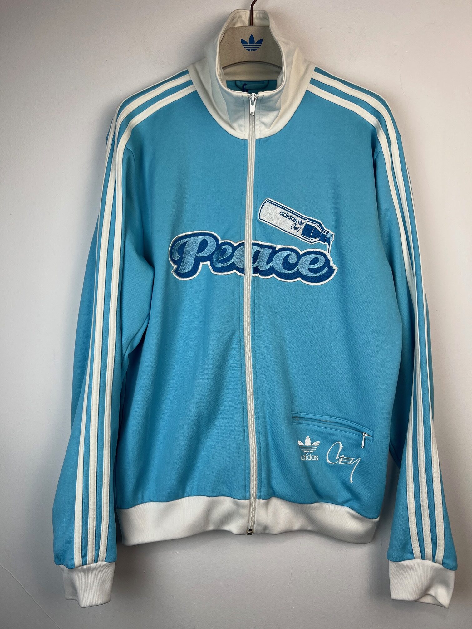 IMG_5295 Bluza męska Adidas Adicolor Peace Ceyskills62 L - obrazek 1