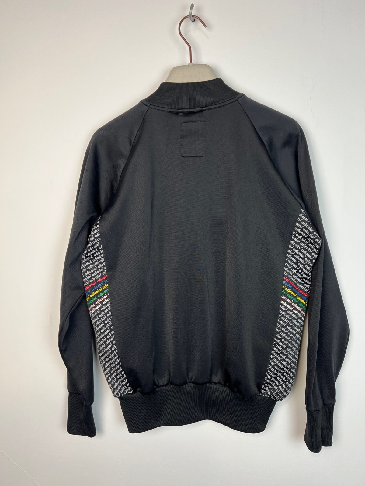 Bluza męska czarna Adidas Adicolor Black Series Leonardo da Vinci S - obrazek 2