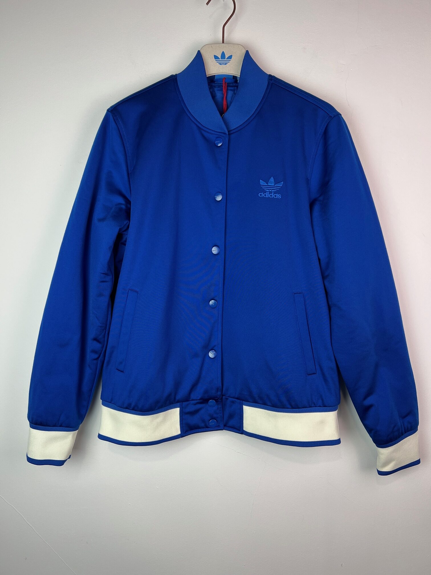 IMG_6425 Bomberka damska Adidas x Embellished Arts S-M - obrazek 1