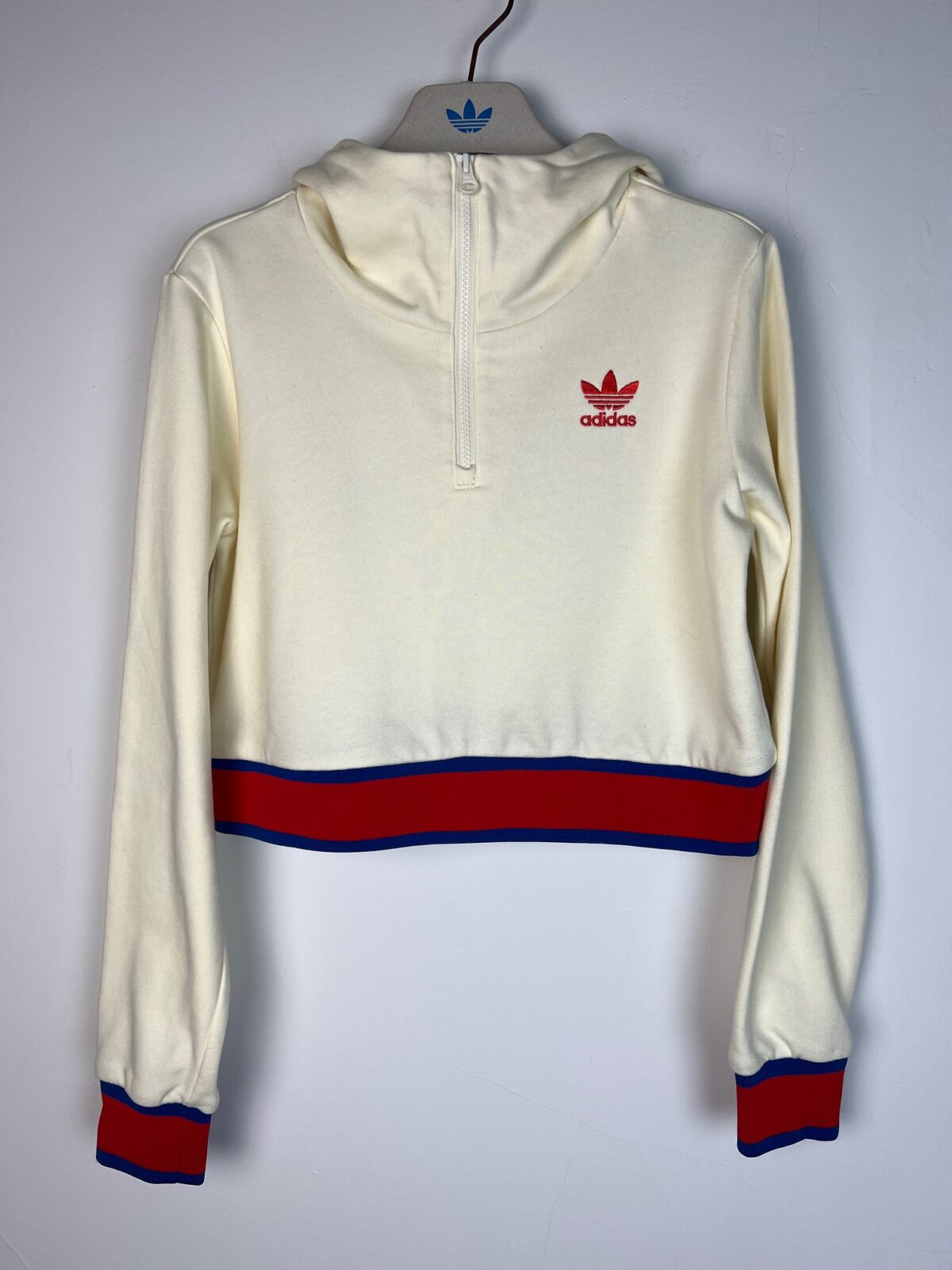 Bluza top Adidas Embellished Arts z kapturem S - obrazek 2