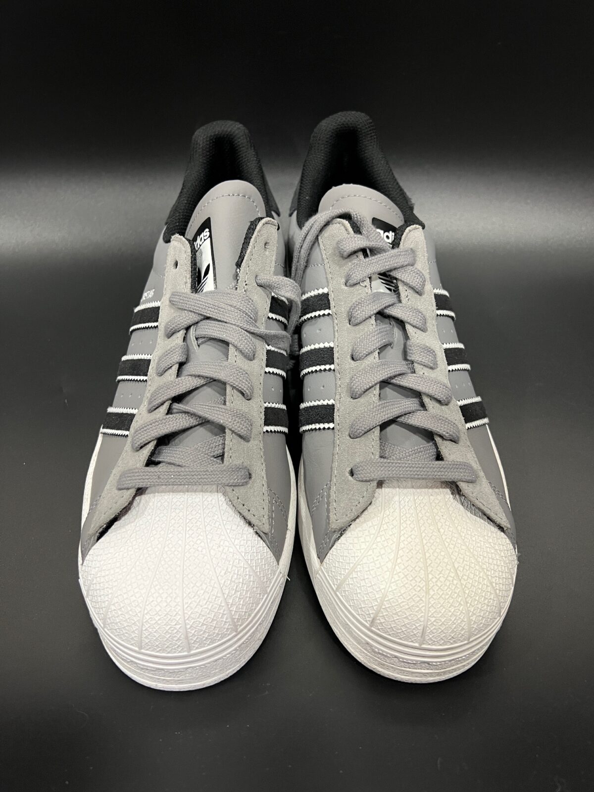 Sneakersy męskie Adidas Superstar szare 44 - obrazek 4