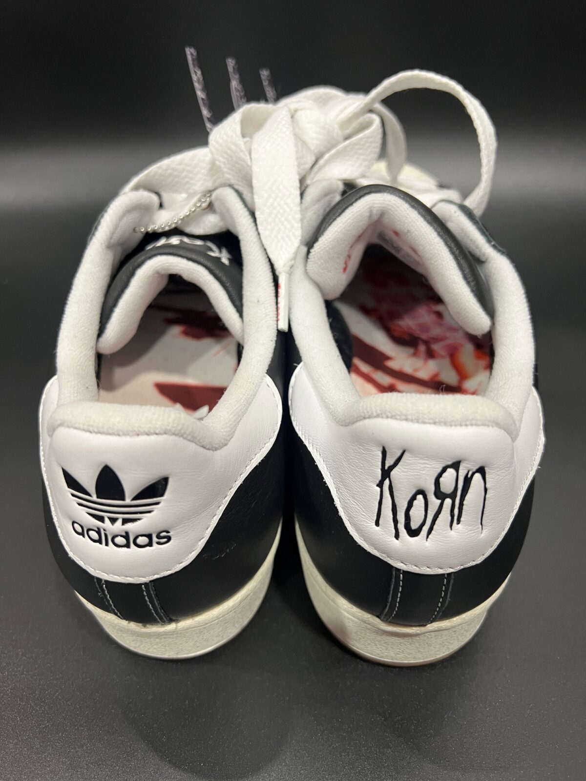 Sneakersy męskie Adidas Superstar x Korn czarne 44 2\3 - obrazek 5
