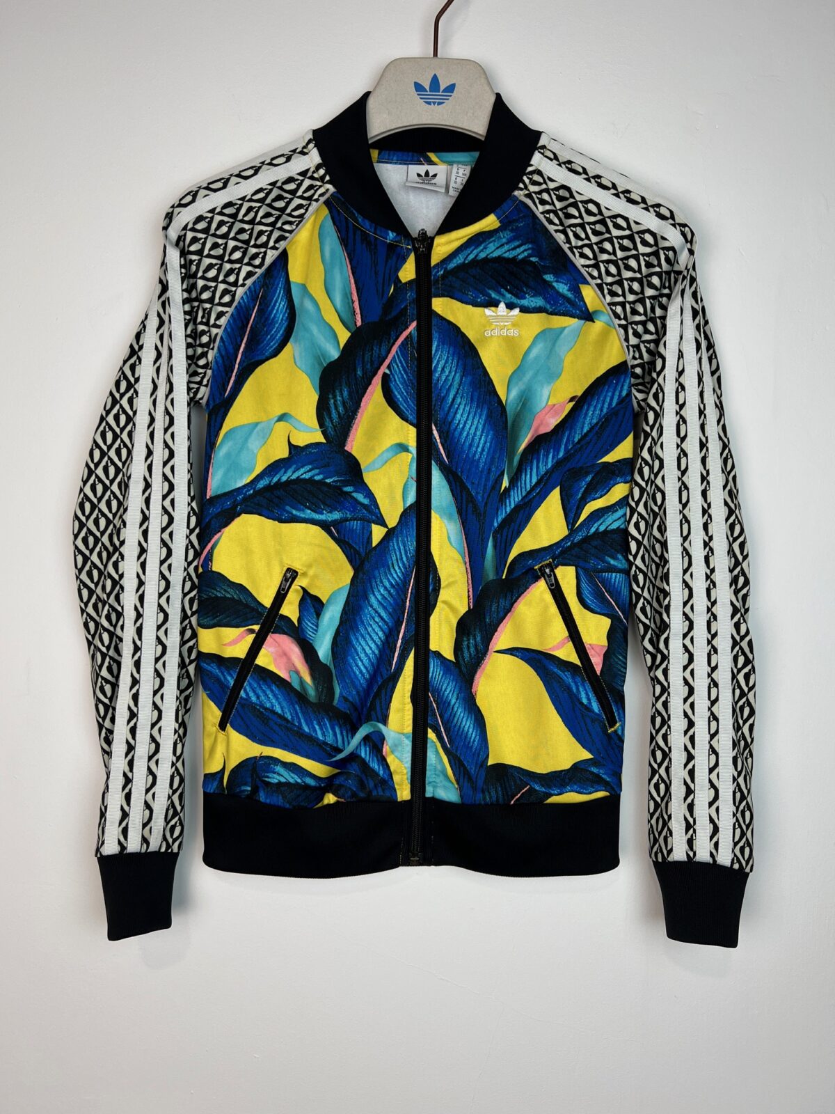 IMG_6891 Bluza damska Adidas Originals S-M - obrazek 1