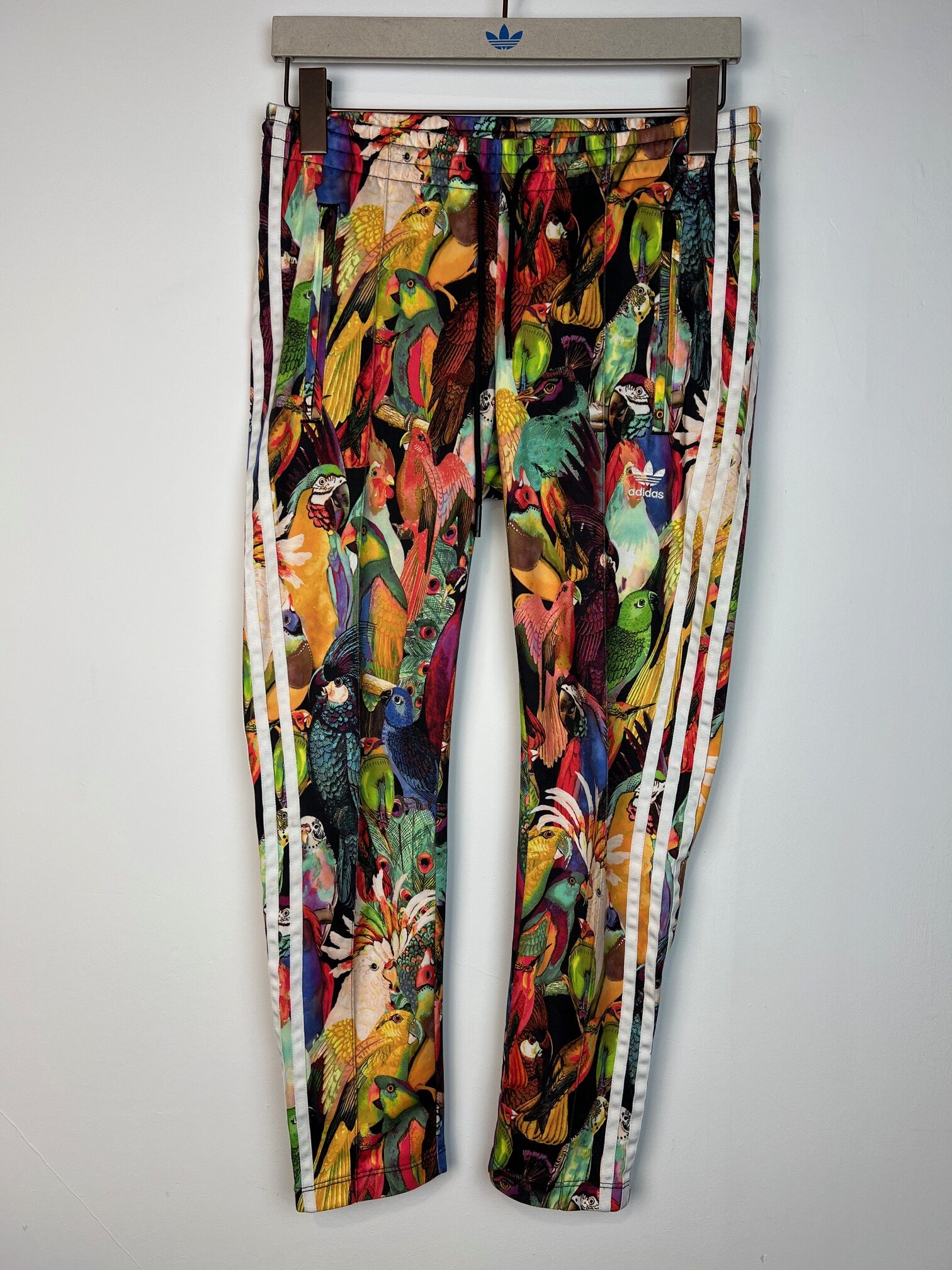 IMG_6905 Spodnie dresowe Adidas x Farm 32 - obrazek 1