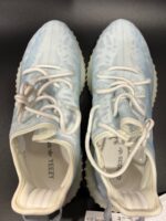 Sneakersy Adidas x Yeezy Boost 350 V2 Mono Ice 44 - obrazek 4