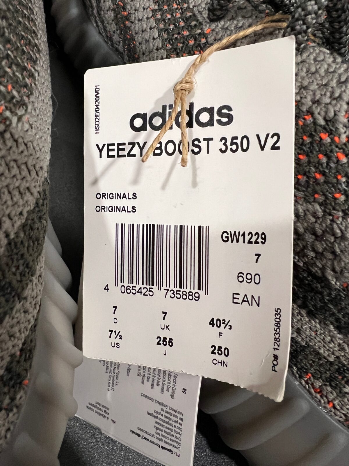 Sneakersy Adidas x Yeezy Boost 350 V2 Beluga Reflective GW1229 40 2\3 - obrazek 3