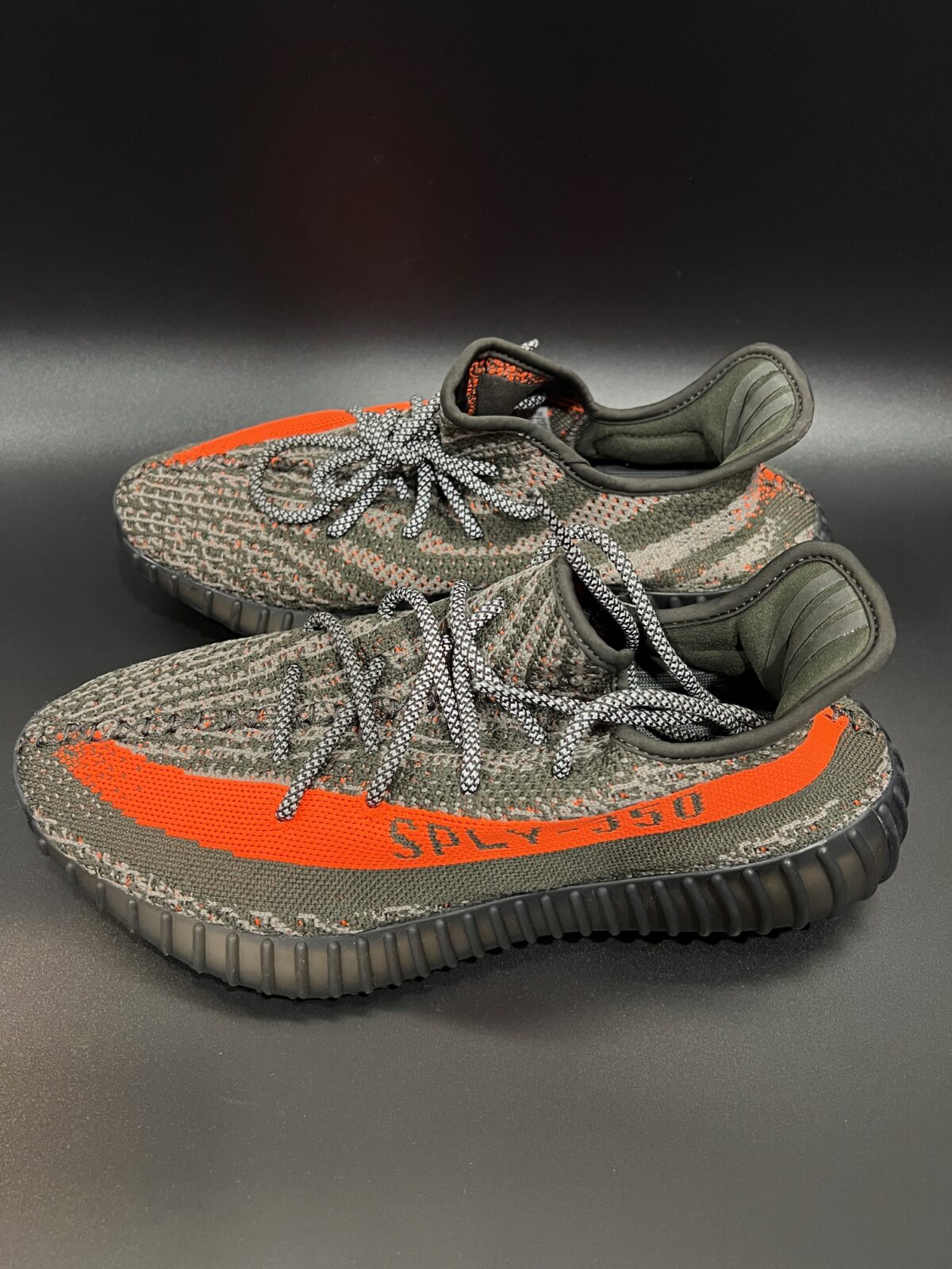 Sneakersy Adidas x Yeezy Boost 350 V2 Carbon Beluga HQ7045 40 2\3 - obrazek 7