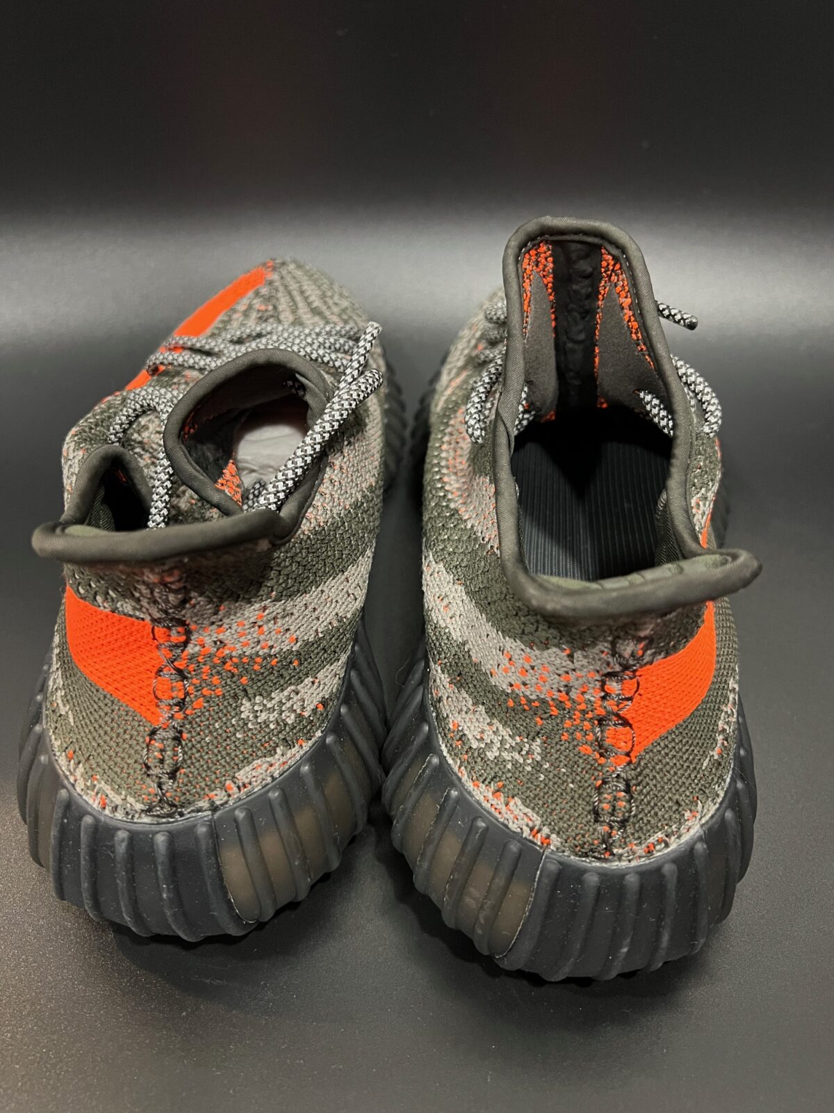 Sneakersy Adidas x Yeezy Boost 350 V2 Carbon Beluga HQ7045 40 2\3 - obrazek 5
