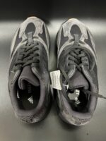 Sneakersy Adidas Yeezy Boost 700 Utility Black FV5304 42 2\3 - obrazek 4