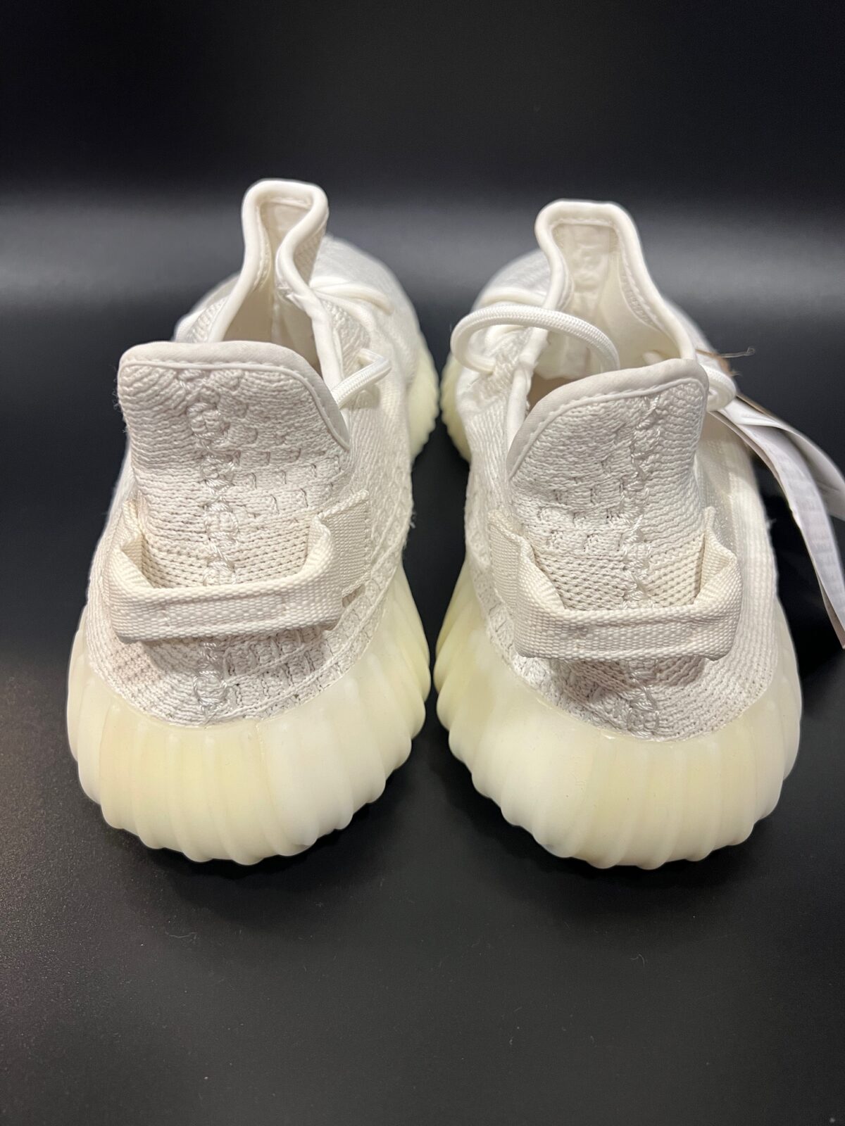 Sneakersy Adidas Yeezy Boost 350 V2 Bone HQ6316 44 - obrazek 5