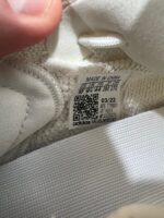 Sneakersy Adidas Yeezy Boost 350 V2 Bone HQ6316 44 - obrazek 2