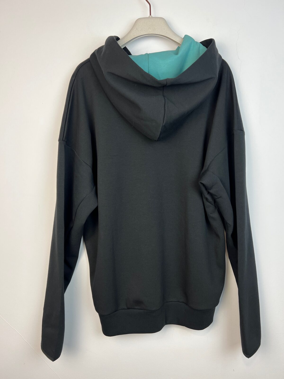 Bluza męska Adidas All Blacks czarna z kapturem M - obrazek 2