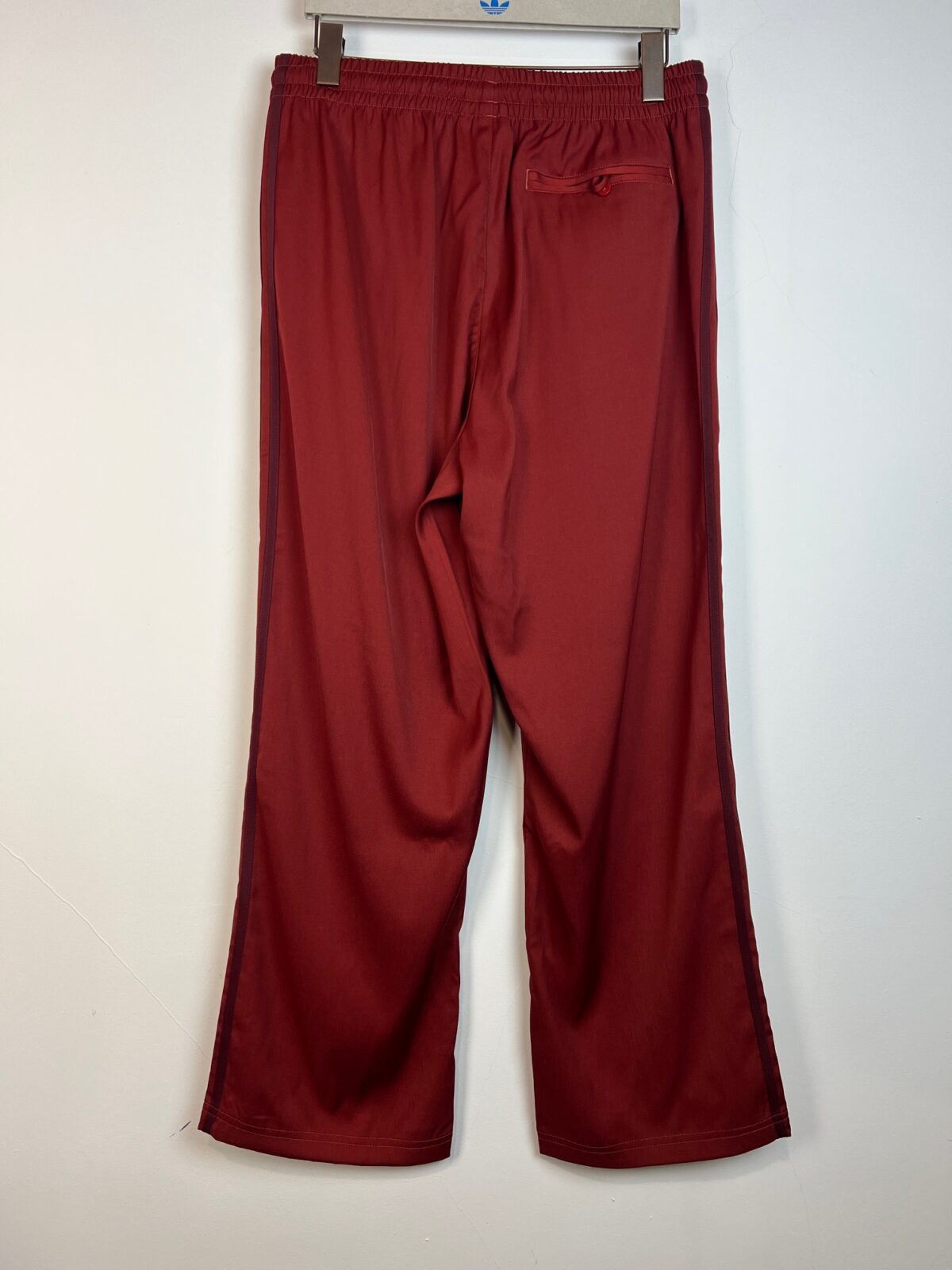 Spodnie męskie Adidas Premium Baggy ceglaste - obrazek 2