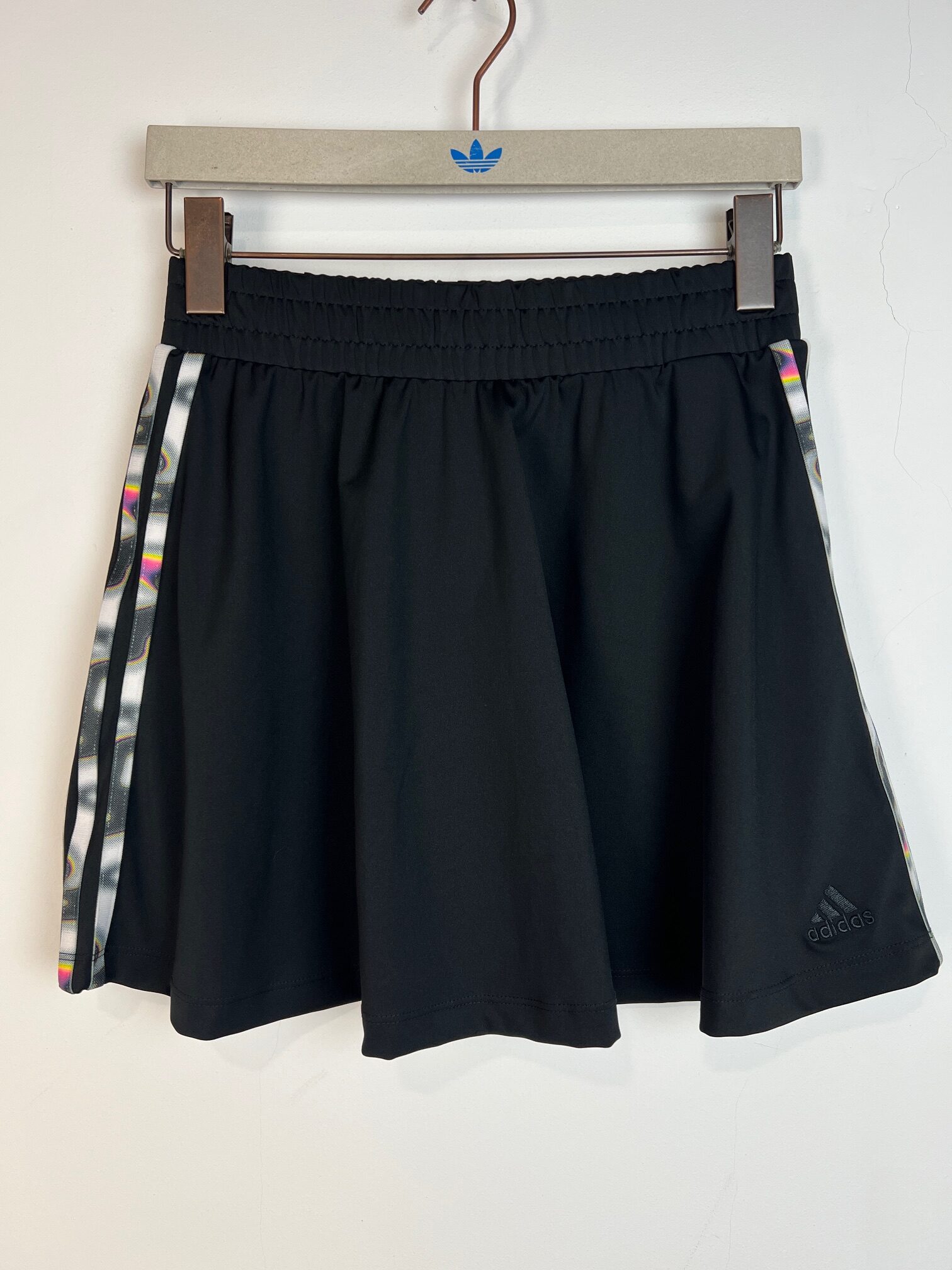 Spódniczka mini Adidas x Pabllo Vittar czarna S