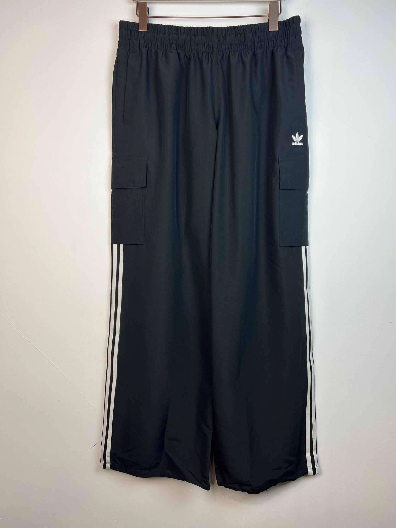 Spodnie damskie Adidas Originals bojówki czarne XL